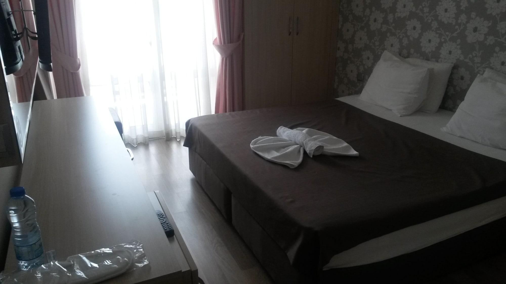 Winecity Hotel 뎀레 외부 사진