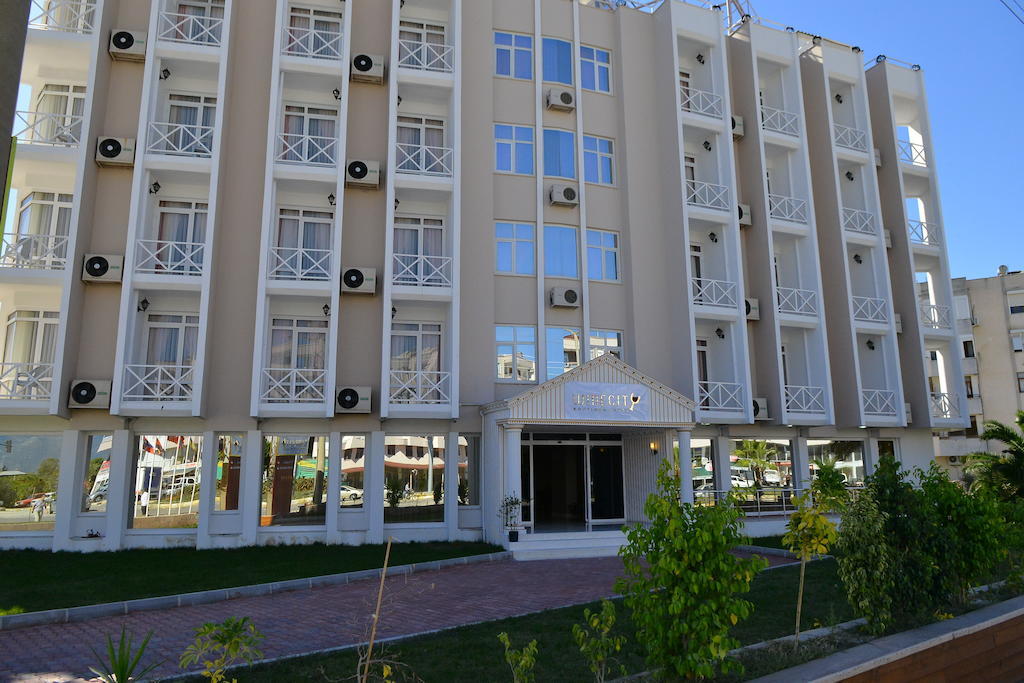 Winecity Hotel 뎀레 외부 사진
