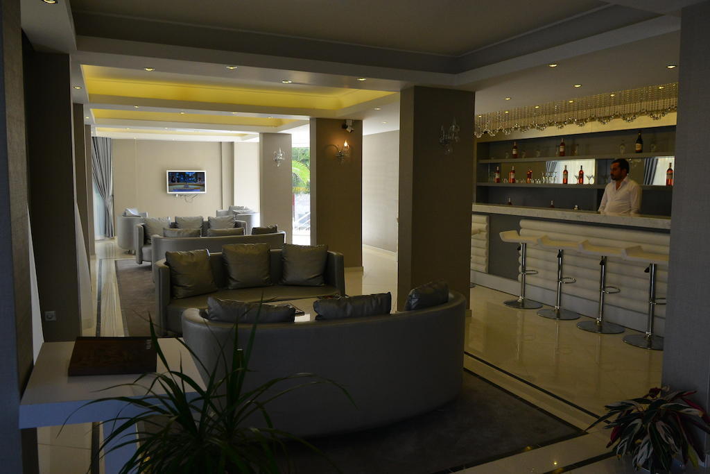 Winecity Hotel 뎀레 외부 사진